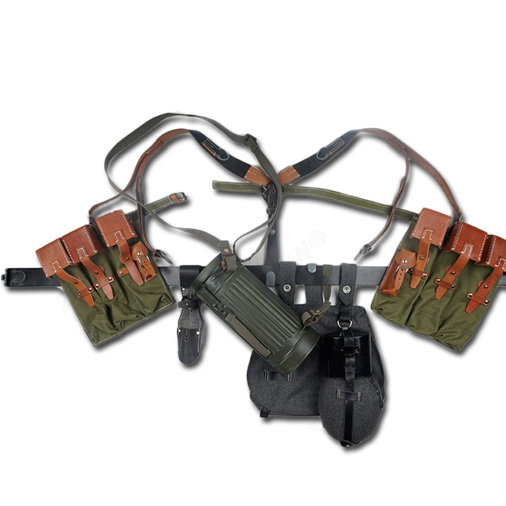 Outdoor Adventure Group - WW2 MP44 Equipment Group Vintage Style